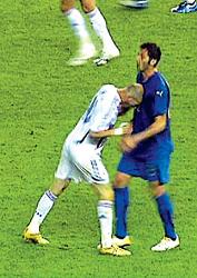 Zidane headbutt - Zizou headbutting matterazi of italy int he WC Final!!!!...that had to hurt!!!