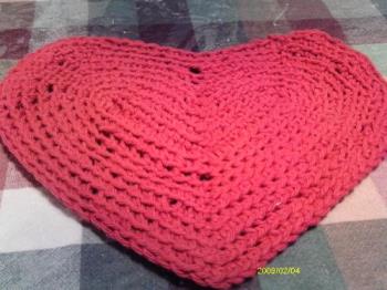 Crocheted dishcloth - This is a heart shaped crochet dish rag, made with Sugar and Cream thread.