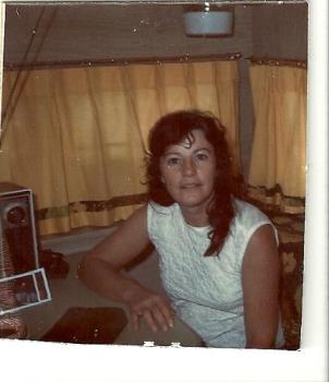 my mom in her 40&#039;s - later pic of mom in her 40s