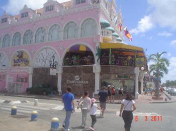 Downtown Aruba - A picture taken at downtown Orangestadt