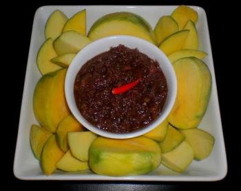 Indian mangoes and shrimp paste  - indian mangoes with shrimp paste 