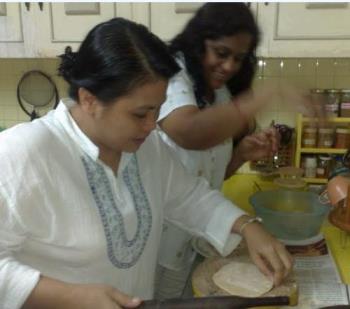 chapatti day with Indian friends ....we will cook  - chapatti day with Indian friends ....we will cook more 