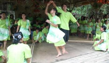 Filipino Fok Dance - Proudly Pinoy