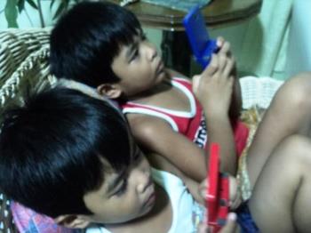 Game boy - Game Boy addicts? Game boy - Game Boy addicts?