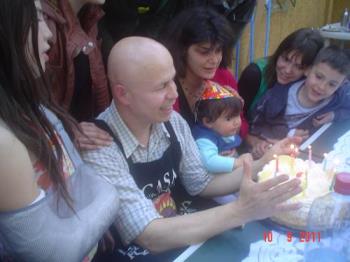 Baby Sofía´s birthday - My granddaugter´s Sofía´s birthday cake. Their parents places a candle for each month so everyone could blow.