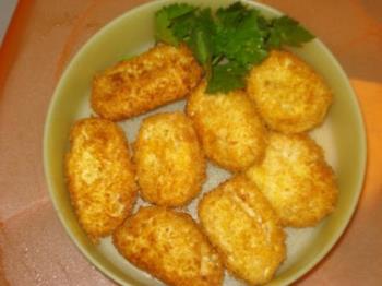 vegetables nugget - this is the picture of vegetables nugget.
it really delicious and you can try making this one.
your child gonna be like this so much.