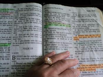 Bible reading - God&#039;s Holy Word is a must-read