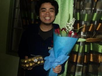 Flowers and chocolates - Wonderful ways to say I love You!