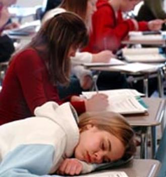 Working student - What are the pros and cons of being a working student. I would like to work part time but I am a little hesitant. Please help me decide. Working student - What are the pros and cons of being a working student. I would like to work part time but I am a little hesitant. Please help me decide.