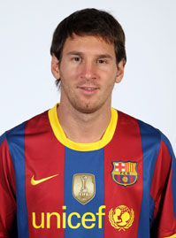 Spain needs Messi in the team to play real tiki ta - Spain needs Messi in the team to play real tiki taka. 