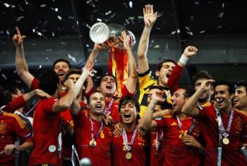 Spain wins the Euro 2012 because they are the best - Spain wins the Euro 2012 because they are the best team in Europe.