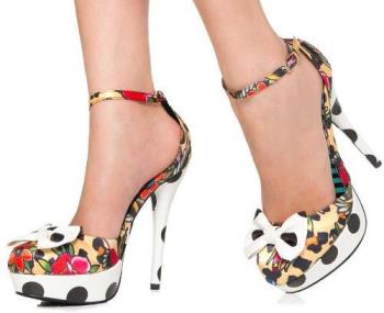 High-heels - Can you walk safely with this? High-heels - Can you walk safely with this?