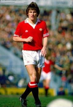 Steve Coppell is also one of my all time Mancheste - Steve Coppell is also one of my all time Manchester United favorite players.