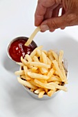 common bowl for dipping chips - I find this most unhygienic!