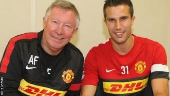 The signing of Robin van Persie will make Manchest - The signing of Robin van Persie will make Manchester United even stronger The signing of Robin van Persie will make Manchest - The signing of Robin van Persie will make Manchester United even stronger