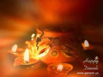 Diays on Diwali - Diyas using on Diwali