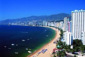 Vacations at Acapulco Bay - We are planning to spend next week at Acapulco with my mom, my family and my brother´s family.