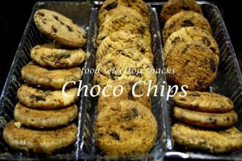 choco chips cookies - The cookies from Food Selection Snacks.