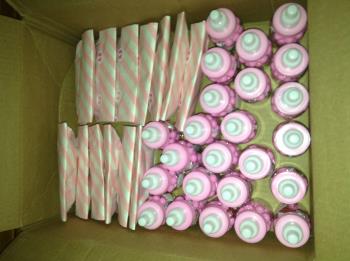 The box full of finished favors The box full of finished favors