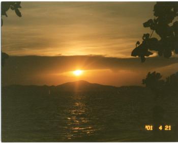 this is a real old picture from the early 2000&#039;s.  Think I took it with an old film camera, but I like it.