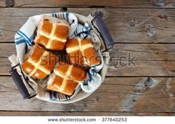 Hot cross buns