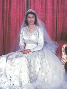http://royalcentral.co.uk/blogs/onthisday-in-1947-the-princess-elizabeth-married-lieutenant-philip-mountbatten-69219