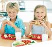 Children eating - Children eating