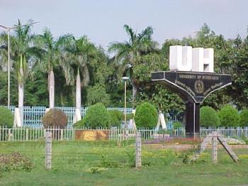 University of Hyderabad - University of Hyderabad
at Gachchibowli . also known as 
Hyderabad Central University .

It is one of the prestigious 
Universities of India .
