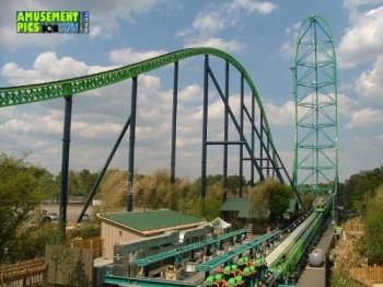 MY FAVORITE ROLLER COASTER "KINGDA KA" - This is my favorite one!!I love this one so much!!