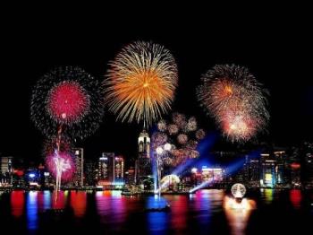 new year - @ hong kong.I love fireworks 