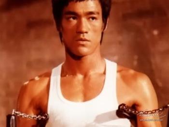 bruce lee - this is one of my favourite stills of bruce lee.
