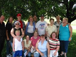 My family - This is a photo of my family a few years ago the day after my sisters&#039; wedding, we all got together to eat at Dennys&#039;.