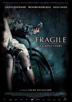 fragile - poster of the suspense movie Fragile