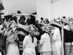 The Kiss of Death - a photo by Mariana Yampolsky 
Mexican, born United States (Chicago, Illinois, 1925 - 2002, Mexico City, Mexico) 
