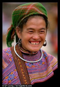 Flower Hmong woman  - Flower Hmong woman in everyday ethnic dress, Bac Ha. Vietnam 
