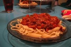 Spaghetti - Spaghetti is my favorite food.