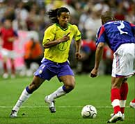 Brazil - Ronaldinho - The magician