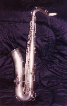 C melody saxophone - This is my sax.  I don&#039;t know how to play it...yet.
