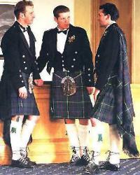 Kilt-wearing men - Men in kilts