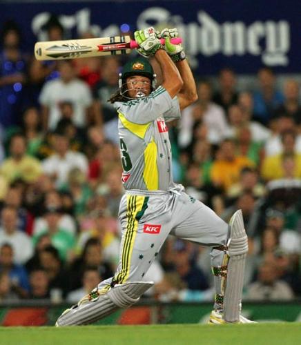 Watching Cricket - Andy Symonds - Queensland allrounder in action in recent 20/20 against England