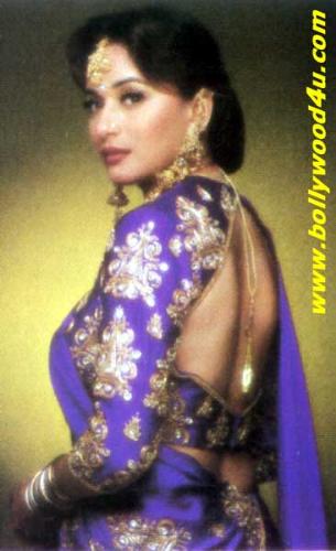 she is gorgeous - she is simply gorgeous ?
