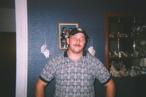 My hubby :) - My knight in rusty t-shirts .... this is my husband.