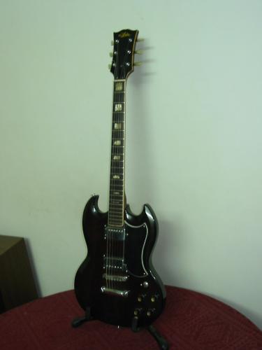 Aria SG - A vintage Gibson SG copy from the 70s