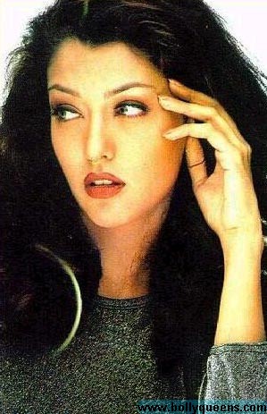 Wha a beauty!! - She is Aishwaria Rai. A former miss world and my heart throb