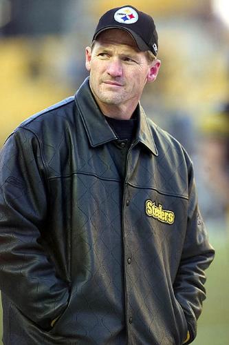 ken whisenhunt - ken whisenhunt, former offensive coordinator for the pittsburgh steelers, current head coach of the arizona cardinals