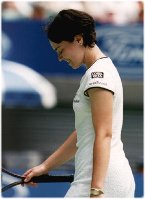 tennnis star - there is a srat of tennis. tell me the name and start discussion.