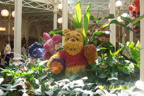 Crystal Palace Disney Restuarant - Here is a photo taken in the Crystal Palace Restuarant of Disney
