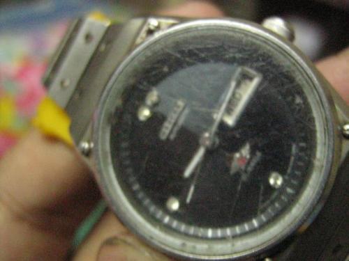 a thermal watch - a thermal watch requires no battery