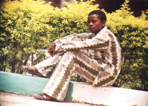 Phemzy in the library - In the year 2006 when Femi was in the Ondo State Library of Nigeria, preparing for JAMB.