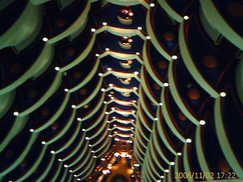 burj al arab dubai - burj al arab from inside top to bottom
